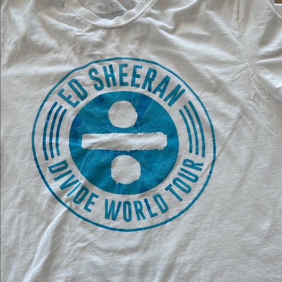 Ed Sheeran Divide World Tour White T-Shirt - Picture 2 of 6